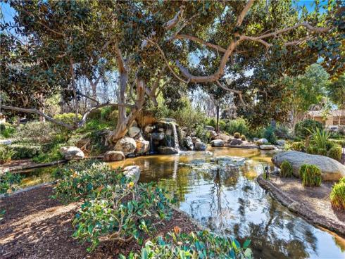 234  Pineview  , Irvine, CA