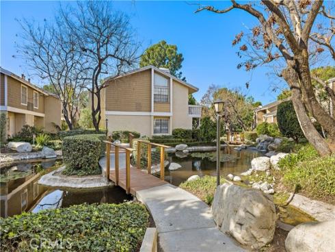 234  Pineview  , Irvine, CA