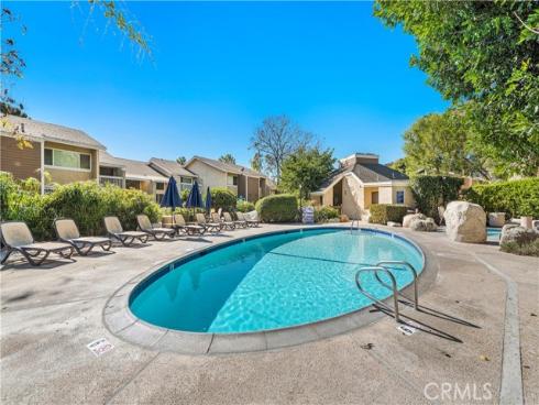 234  Pineview  , Irvine, CA
