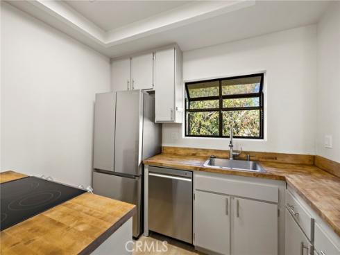 234  Pineview  , Irvine, CA