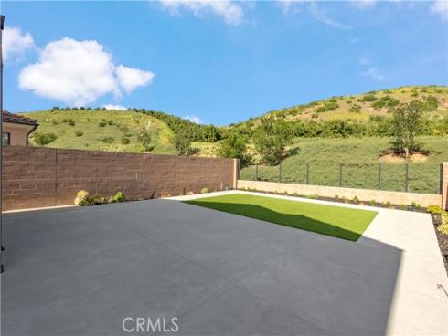 162  Statura  , Irvine, CA