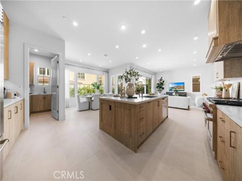 112  Oakstone  , Irvine, CA