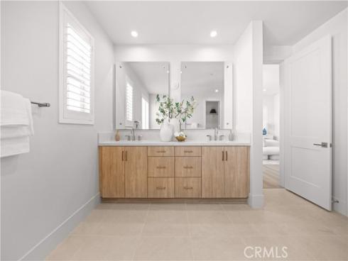 112  Oakstone  , Irvine, CA