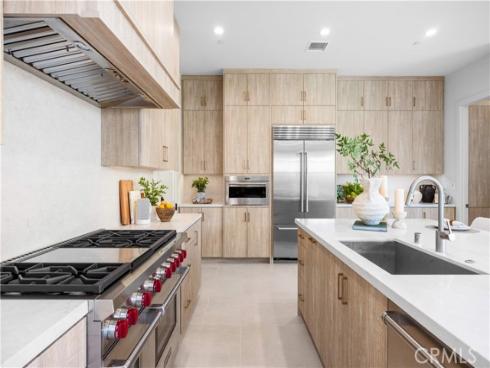 112  Oakstone  , Irvine, CA