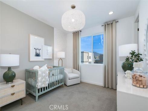 1077  Cadence  , Irvine, CA