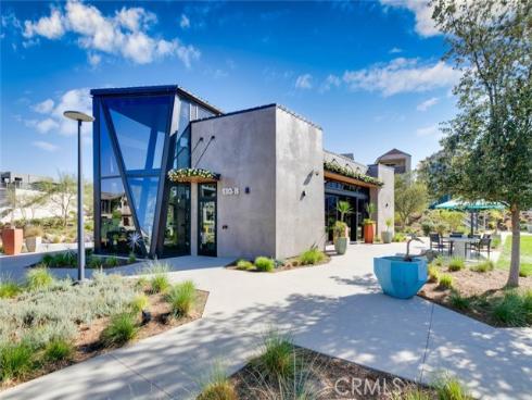 1077  Cadence  , Irvine, CA