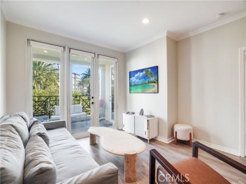 2243  Martin  217 , Irvine, CA