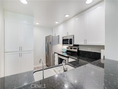 2243  Martin  217 , Irvine, CA