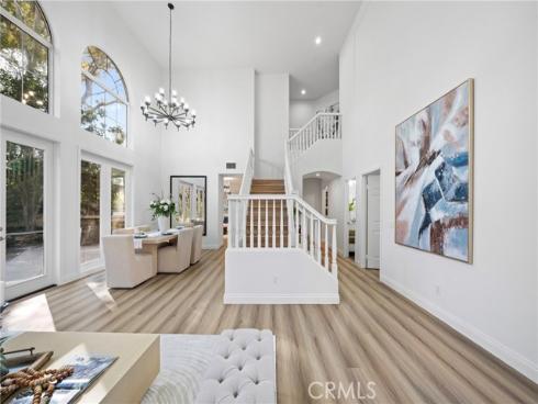 18 Broadleaf , Irvine, CA