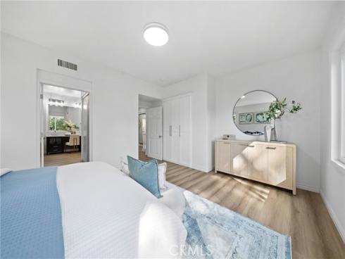 18 Broadleaf , Irvine, CA