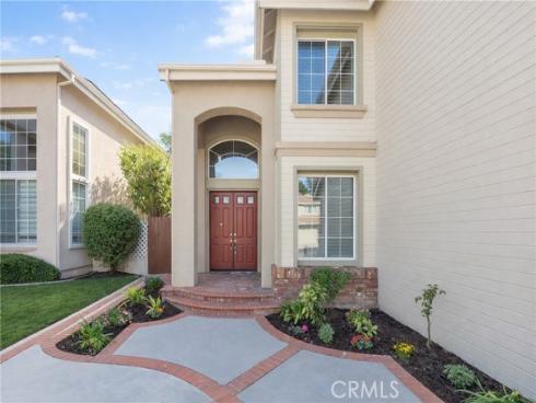 18 Broadleaf , Irvine, CA