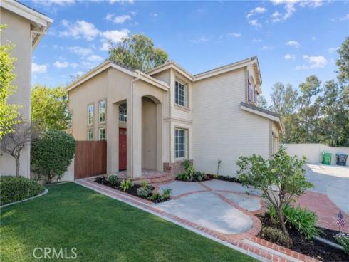 18 Broadleaf , Irvine, CA