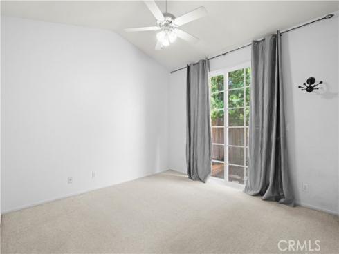 12 La Ronda , Irvine, CA