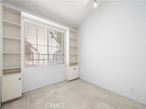 12 La Ronda , Irvine, CA