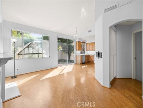 12 La Ronda , Irvine, CA