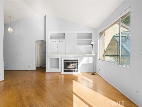 12 La Ronda , Irvine, CA