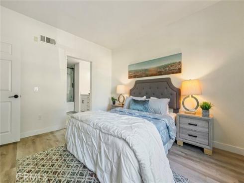 42  Vintage  , Irvine, CA