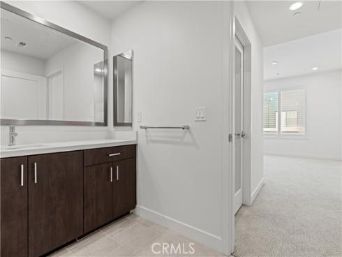 2506  Nolita  , Irvine, CA