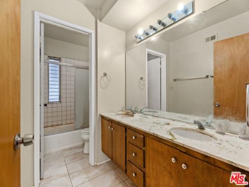 19  Palmento   Way, Irvine, CA