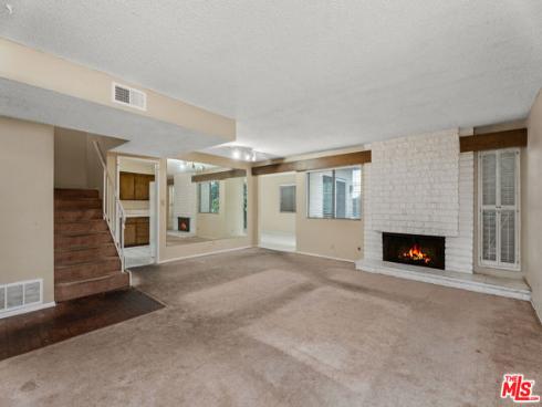 19  Palmento   Way, Irvine, CA