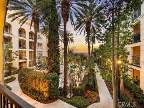 2250  Watermarke  , Irvine, CA