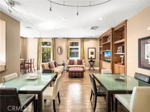 2250  Watermarke  , Irvine, CA