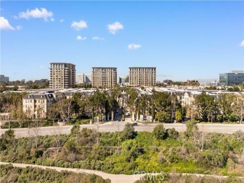 2250  Watermarke  , Irvine, CA