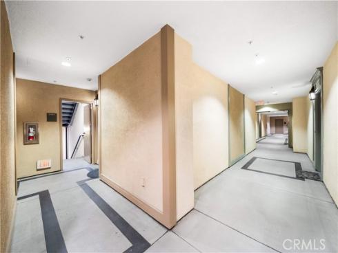 2250  Watermarke  , Irvine, CA