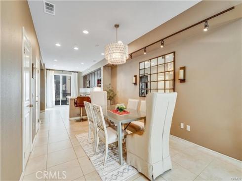 507 Rockefeller , Irvine, CA