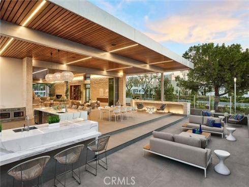 106 Aims , Irvine, CA