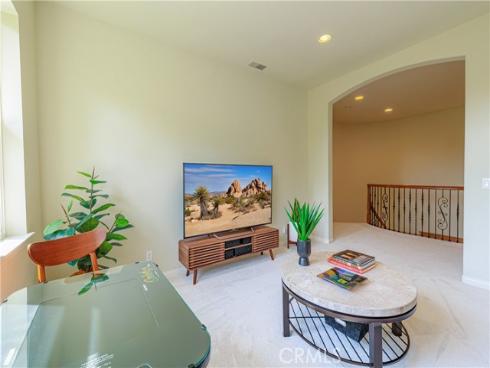 22 Modesto , Irvine, CA