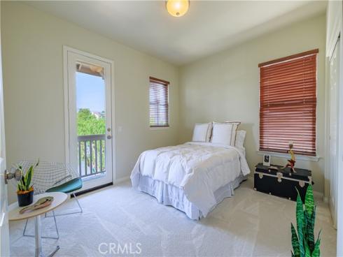 22 Modesto , Irvine, CA