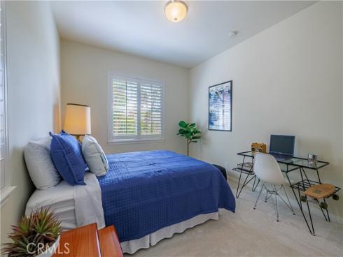 22 Modesto , Irvine, CA