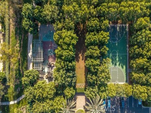 22 Modesto , Irvine, CA