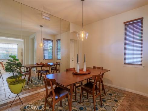 22 Modesto , Irvine, CA