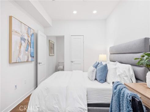 2318  Nolita  , Irvine, CA