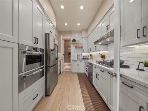 100  Boulder Pass  , Irvine, CA