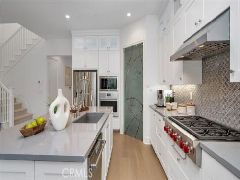 343  Paradiso  , Irvine, CA