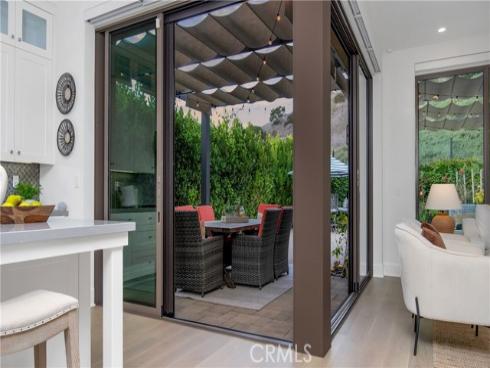 343  Paradiso  , Irvine, CA