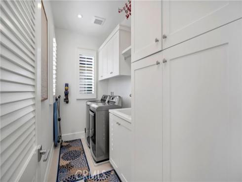 343  Paradiso  , Irvine, CA