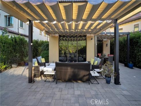 343  Paradiso  , Irvine, CA