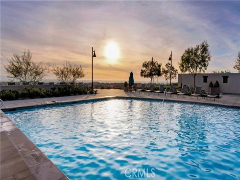 343  Paradiso  , Irvine, CA
