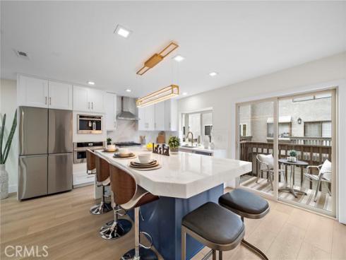 10 Starfall 11 , Irvine, CA