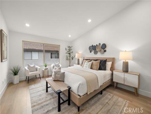 10 Starfall 11 , Irvine, CA