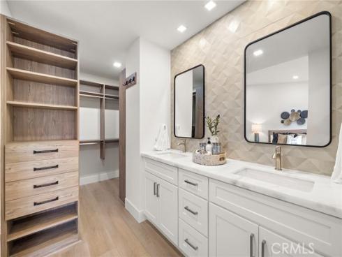 10 Starfall 11 , Irvine, CA