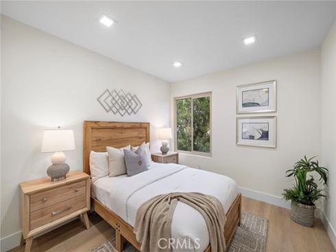 10 Starfall 11 , Irvine, CA