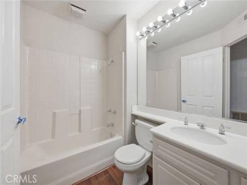 902  Solvay Aisle  , Irvine, CA