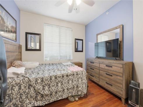 902  Solvay Aisle  , Irvine, CA