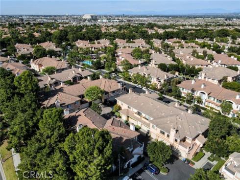 902  Solvay Aisle  , Irvine, CA