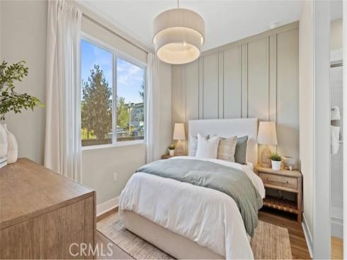 908  Chinon  , Irvine, CA